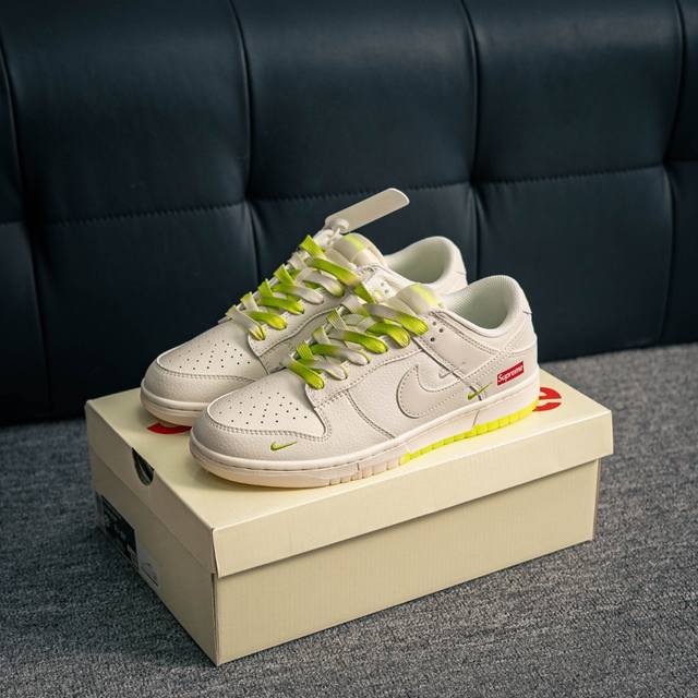 核心私 Nike Dunk 全套原楦原模倾力打造完美版型 独家原厂航空铝磨具打磨大底 鞋头坡度极致还原 无解鞋型 原盒原配 圈内天花板工艺 原厂冲刀 超高清洁度