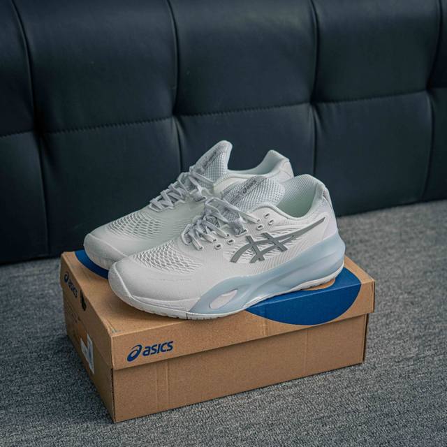 核心私 Asics Gel-Resolution X 亚瑟士复古透气缓震休闲跑步鞋 货号：1042A297-100 尺码：39 39.5 40 40.5 41.