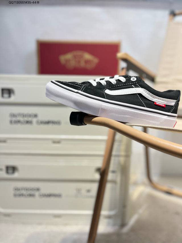 vanssk8-Low万斯范斯官方 经典复古休闲运动板鞋，高端支线原始硫化工艺，艺术来源于生活成为了Vans美学的个性潮流标志，代表着光和希望，让你变得更加明亮