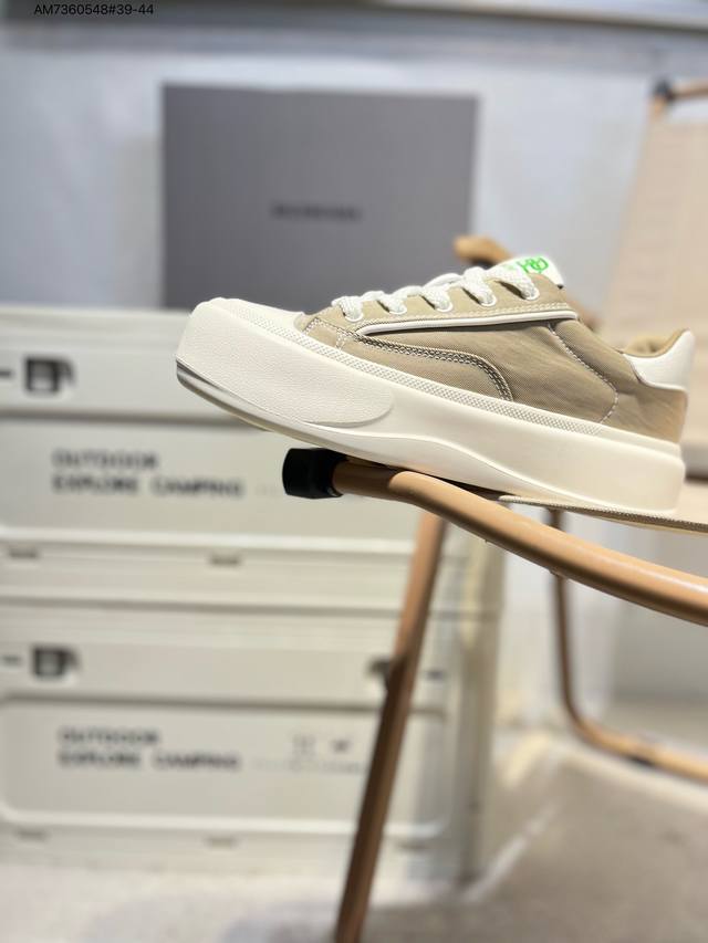 巴黎世家Balenciaga Sneaker Rose Pink Black 运动休闲鞋系列 低帮潮流风百搭休闲运动鞋 广东品质原厂渠道原装订单 全套专柜包装物