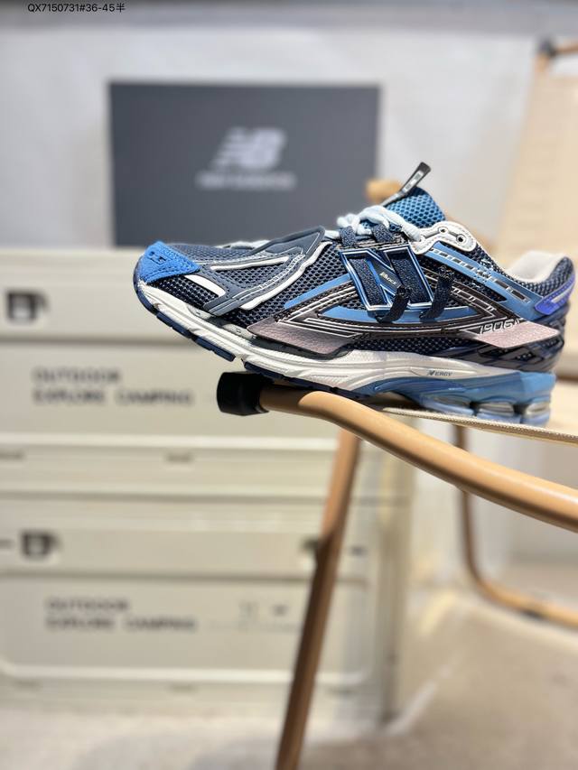 new Balance 1906系列复古老爹风休闲鞋 #采用轻质牛剖革拼接透气网眼衬垫织物鞋面材质 T-Beam大底提供足步弓支撑，保持步态稳定 后跟搭载外露缓