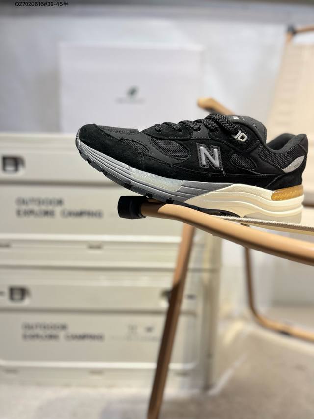 nb992 新百伦 采用台猪产巴革及透气网材眼质 十四年后首复次刻，经典鞋珍型贵传统余文乐,乔布挚斯爱单品，限归量来 Nb新百伦New Balance Made