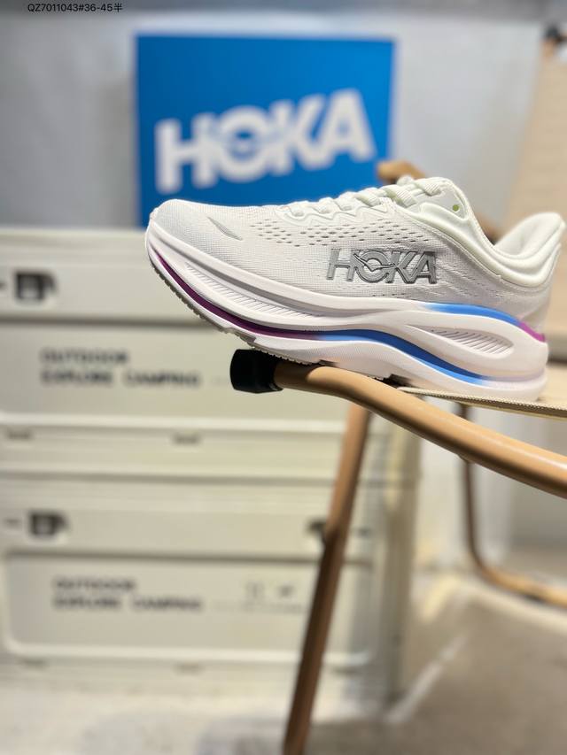z Hoka One One Bondi 9 Wide 邦迪九代舒适防滑耐磨低帮休闲跑步鞋 相比常规跑鞋 Hoka One One特别研发使用性能独特的几何形跑