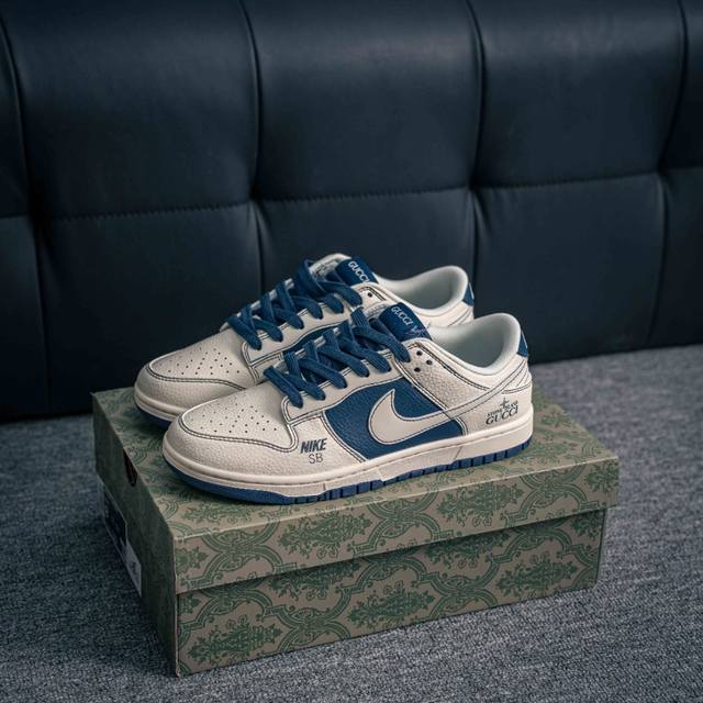 核心私 Nike Dunk 全套原楦原模倾力打造完美版型 独家原厂航空铝磨具打磨大底 鞋头坡度极致还原 无解鞋型 原盒原配 圈内天花板工艺 原厂冲刀 超高清洁度