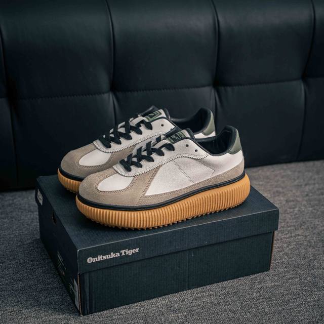 核心私 Onitsuka Tiger鬼塚虎 Delecity 厚底运动 耐磨 低帮 生活休闲鞋 货号：1183B873-101 尺码：36 37 38 39 4