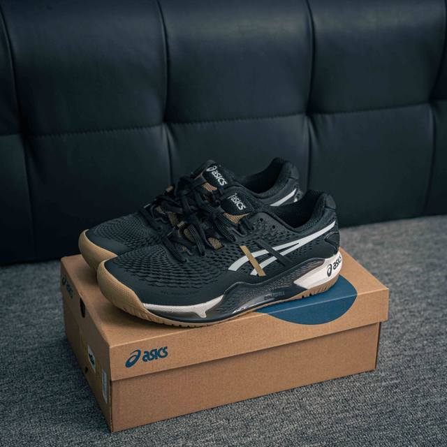 核心私 Asics Gel-Resolution 9 亚瑟士复古透气缓震休闲跑步鞋 货号：1041A453-001 尺码：36 36.5 37.5 38 38.