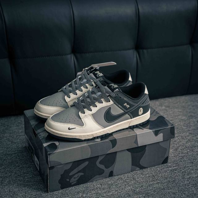 核心私 Nike Dunk 全套原楦原模倾力打造完美版型 独家原厂航空铝磨具打磨大底 鞋头坡度极致还原 无解鞋型 原盒原配 圈内天花板工艺 原厂冲刀 超高清洁度