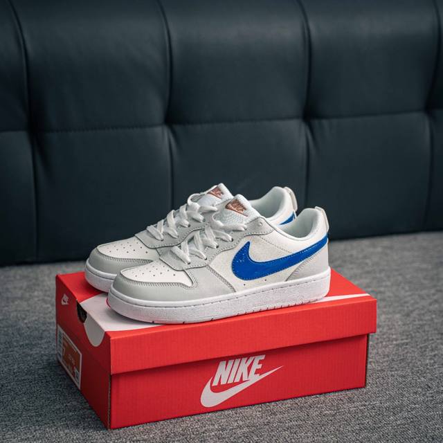 核心私 Nike Court Borough Low 低帮百搭透气休闲运动板鞋男女鞋 经典耐用的设计，兼顾舒适脚感和出众风范，演绎匠心之作。结构性的支撑贴合感结