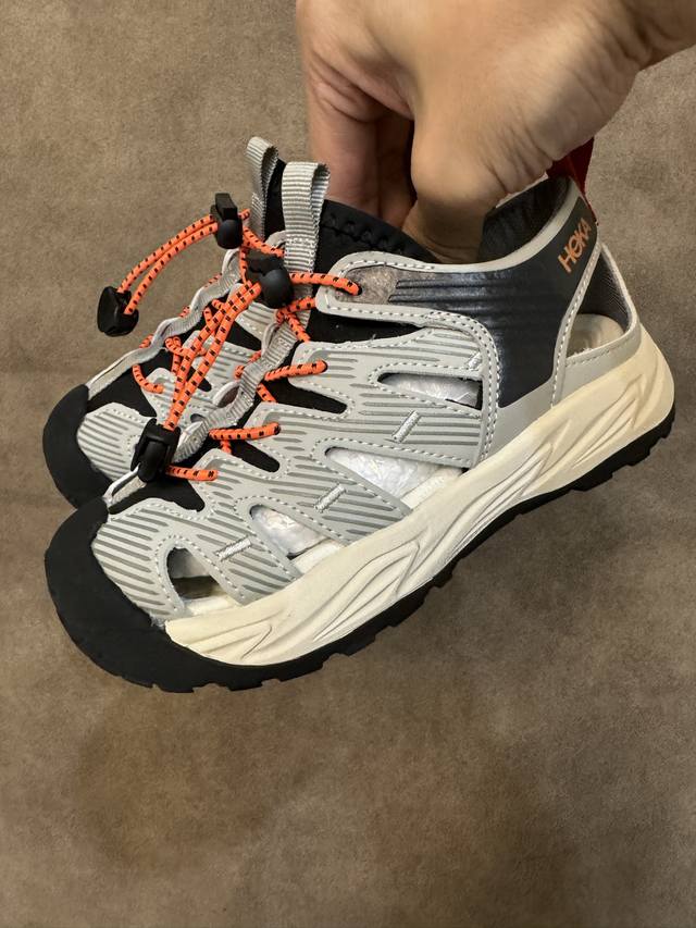 hoka包头凉鞋徒步机能防滑登山越野户外运动溯溪凉鞋 Hoka霍帕拉系列造型男女夏季沙滩凉鞋 尺码 26-37