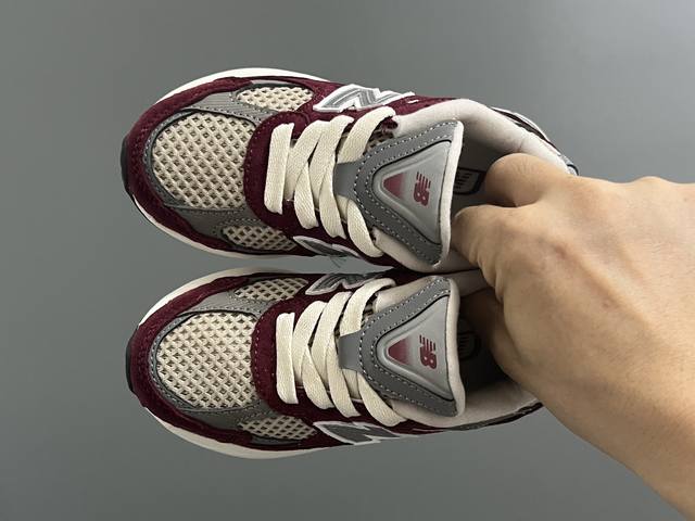 牛B新款2010网面鞋带款儿童老爹鞋 Size：24-36码 经典Nb2010款式 网面设计，透气舒适不闷脚 老爹款式，百搭又时髦