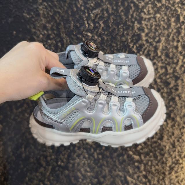 儿童萨络蒙Xt-Q旋转纽扣凉鞋 Salomon Xt-Q系列旋转纽扣包头防撞童鞋 溯溪鞋凉鞋 萨络蒙Xt-Q透气网鞋榴莲底涉水鞋沙滩鞋 码数：26-37