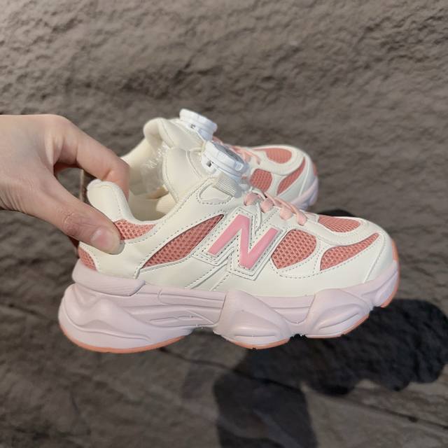 nb9060旋转纽扣童鞋 New Balance 9060运动休闲跑鞋 码数：26-37