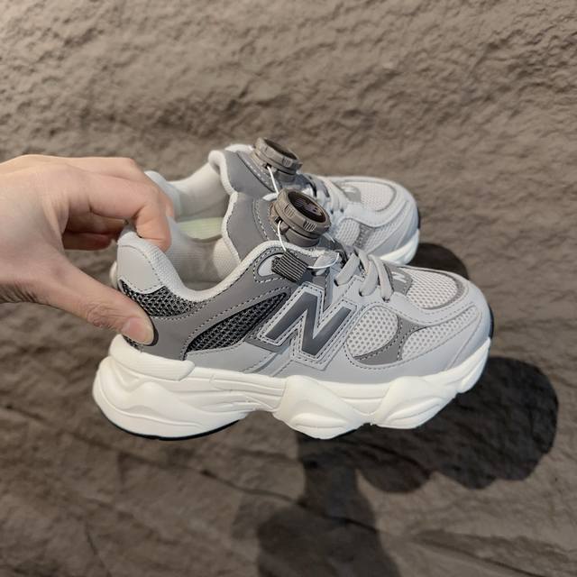nb9060旋转纽扣童鞋 New Balance 9060运动休闲跑鞋 码数：26-37