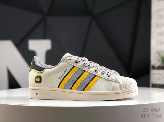 阿迪达斯 Adidas三叶草 小米 Originals Superstar 贝壳头系列低帮经典百搭休闲运动板鞋 货号 Jy8916 尺码 35 36 37 37
