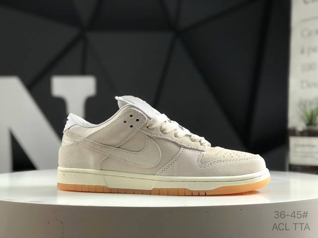 耐克 Sb Dunk Low pro 扣篮系列复古低帮休闲运动滑板板鞋 采用脚感柔软舒适Zoomair气垫 有效吸收滑板等极限运动在落地时带来的冲击力 为街头运