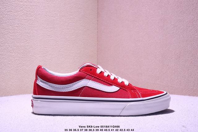 vans Sk8-Low 大红彩标 全新一代 低帮硫化帆布鞋 该鞋款以白线勾勒出整体造型效果 亚光面打造整体鞋身 以Sk8-Low鞋身为蓝本 大红的风格极具辨识