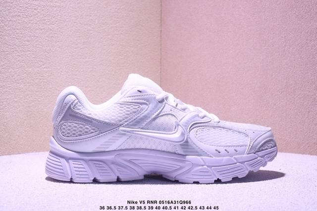 公司级Nike V5 Rnr 耐克 舒适百搭防滑耐磨 低帮休闲鞋 鞋面是大网孔设计 透气性超强 夏天穿完全不会闷脚 特别适合现在这种天气 中底是泡棉材质 脚感特