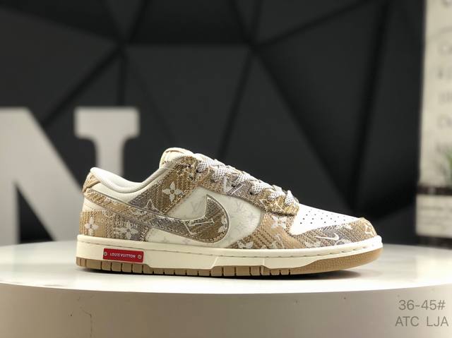 公司级带半码 耐克 Nike Dunk Low 复古低帮休闲运动滑板板鞋 采用脚感柔软舒适Zoomair气垫 有效吸收滑板等极限运动在落地时带来的冲击力 为街头