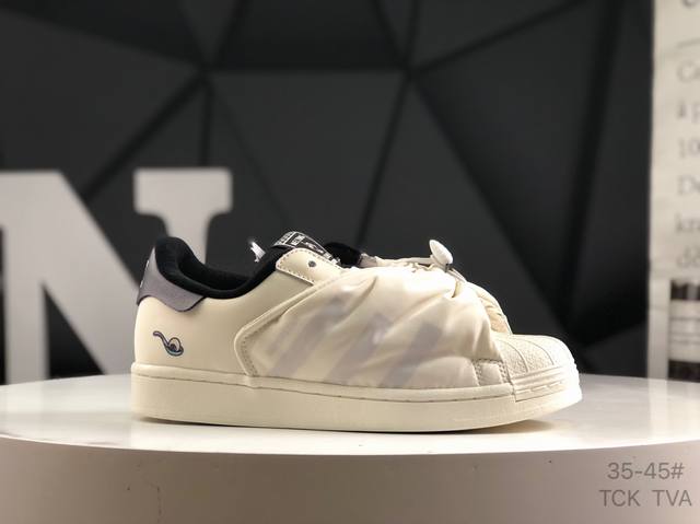 阿迪达斯 Ad Originals Superstar 货号 Id9474 联名款 贝壳头2.0 休闲板鞋 #采用无系带设计与加衬设计 受到饺子这一中国传统美食