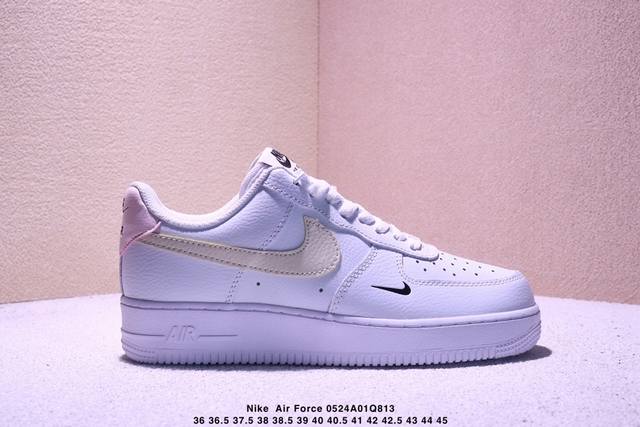 耐克Nike Air Force 1 07 空军一号低帮百搭休闲运动板鞋 柔软 弹性十足的缓震性能和出色的中底设计 横跨复古与现代的外结合 造就出风靡全球三十多