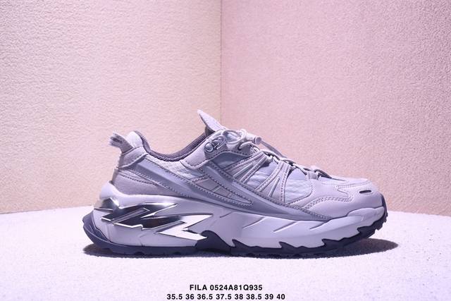 斐乐Grusion T12W511519Fqgel-Kayano 系列运动休闲鞋 # 鞋身采用拼接组合 大量使用皮革与网布 有效保障透气性 # 全系均使用复古撞