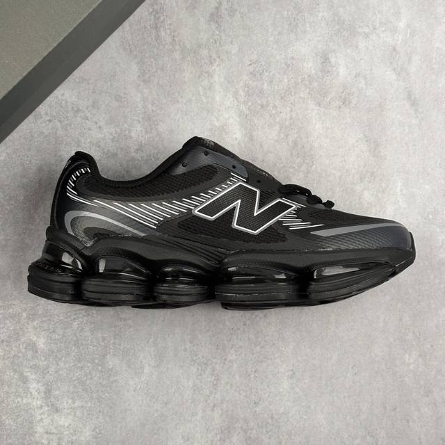 本地 核心私 new Balance 新百伦 Nb 0 网面休闲鞋 复古还要机能 Nb官方重磅新品 一款融合复古设计与现代科技的跑鞋 以其经典的造型和舒适脚感