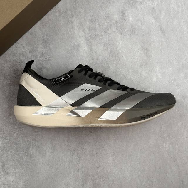 本地 核心私 阿迪达斯 Adidas Adizero Y-3 Adios 9 M 轻盈 耐磨减震专业跑步鞋 冲向目标 一路向前 不断挑战和突破自我 无论是平时训