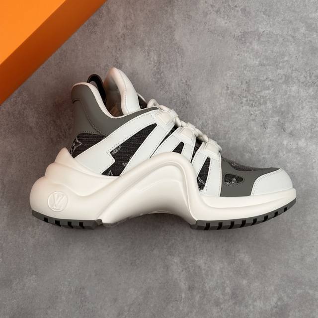 本地 核心私 Ns炸款米兰走秀风 高奢品牌-路易威登Louis Vuitton Archlight Sneakers Lv真皮拼色减震网面运动弓型舞蹈复古老爹运