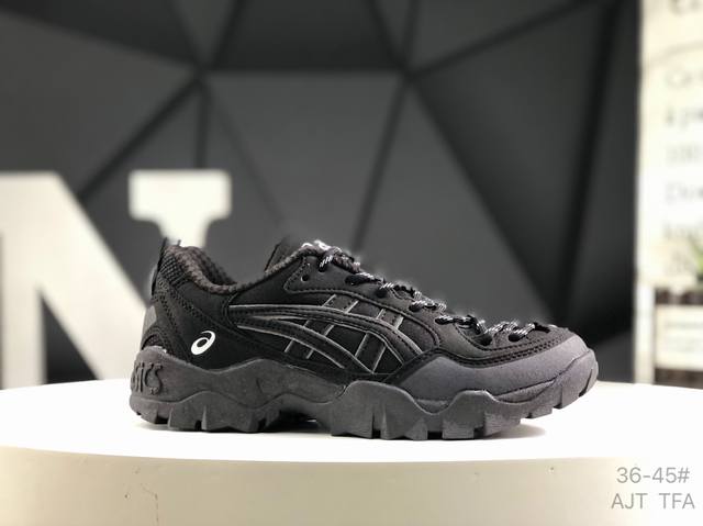 亚瑟士 Asics Gel-pickax 登山 户外运动 抗冲击支撑 减震防滑耐磨轻便 徒步鞋 男款 轻便旅游鞋 秋天踏秋一直在穿这双 上脚最直观的感受就是鞋楦