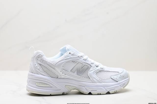 公司级New Balance 530 新百伦530系列 复古跑古鞋 经复典古款式之一 以全科新技诠释 成打功造鞋款 鞋面在基本线条和片层构结的同时 采更用为简洁