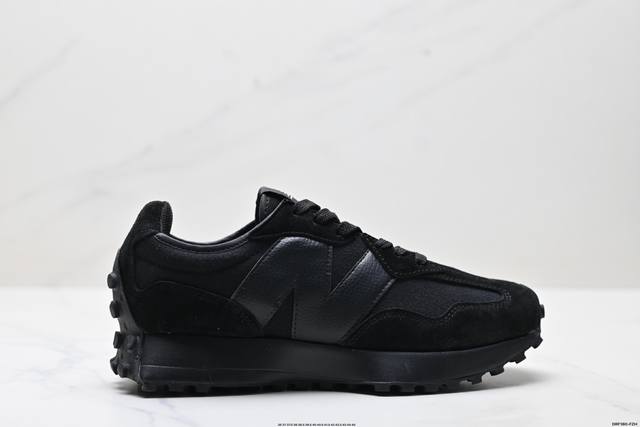 真标New Balance Ms327 复古休闲运动慢跑鞋 以更纯粹的复古风格设计打造的全新造型 侧身还以解构设计 将 N 字标志以做旧压花样式呈现 官方货号: