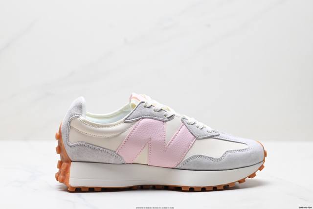 真标New Balance Ms327 复古休闲运动慢跑鞋 以更纯粹的复古风格设计打造的全新造型 侧身还以解构设计 将 N 字标志以做旧压花样式呈现 官方货号:
