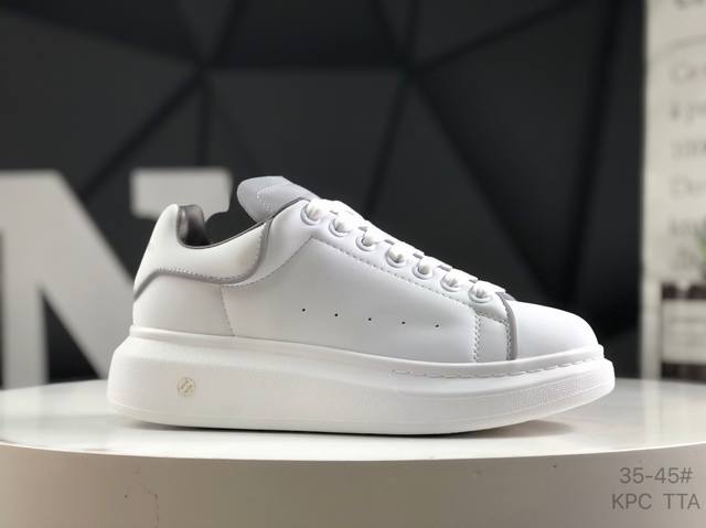意大利高奢品牌-亚历山大 麦昆 Alexander Mcqueen Oversized Sneakers 低帮时装厚底休闲运动小白板鞋 货号 553770 码数