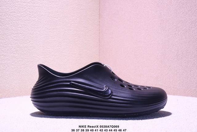 简介 耐克 Nike Reactx Rejuven8 沙滩鞋 柔软回弹耐磨透气凉拖鞋 25夏季新款轻便透气洞洞鞋外穿休闲运动鞋 Hv5060-002 采用质感柔