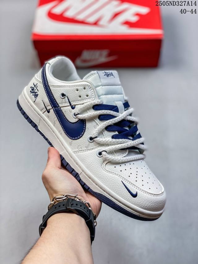耐克Nike Air Zoom pegasus Lv联名经典百搭休闲板鞋 尺码 见图 编码 05Nd327A14