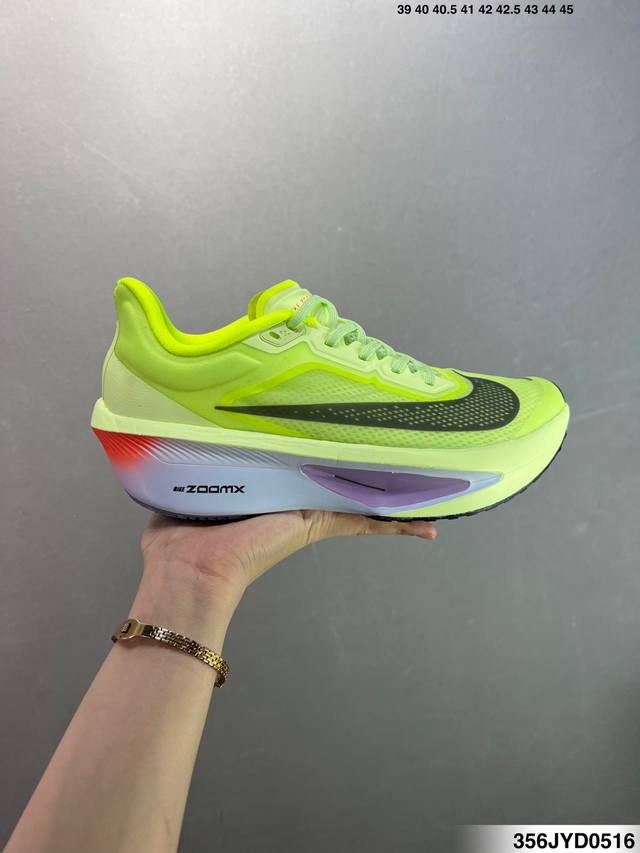 公司级Nk Zoomx Invincible Run Flyknit Fk6 Zoom Fly 6轻量飞织低帮休闲运动慢跑鞋 此鞋专为长跑运动员而生 是为5至1