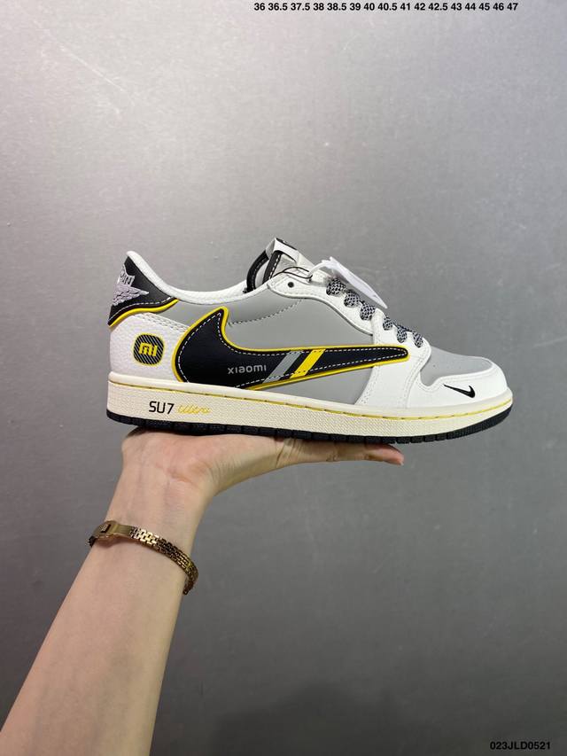 公司级Air Jordan 1 Low Og 高端定制 大厂纯原工艺 原楦原纸板 原厂头层皮料 铸造最完美鞋型 一眼区别任何市售土肥圆版本 中底 背胶 皮料 清