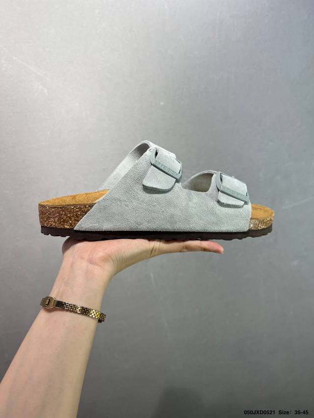 博肯 Birkenstock 二字拖鞋 广东原产#德国百年知名鞋履品牌 博肯Birkenstock 勃肯#采用质地柔软牛皮绒面材质#中底搭载缓震软木橡胶 其特有