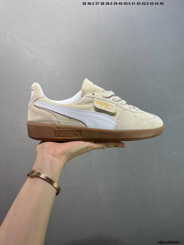 puma palermo 百搭单品 简约大方的造型设计 给人以随性休闲的时尚格调 穿着舒适轻便 运动灵活自如 满足日常个性穿搭 货号 396463 55 尺码