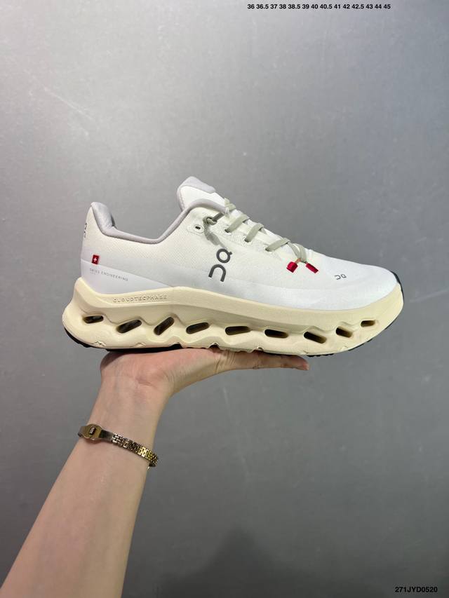 公司级On昂跑 Cloudtilt Loewe 户外街头机能风跑步鞋 cloud Hi Edge户外机能融合街头潮流 越界开启全新都市探索 cloudtec专利