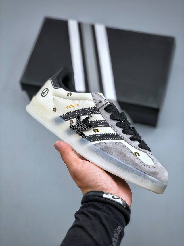 C版 Adidas Samba Og 德训鞋 高端定制桑巴系列 大厂纯原品质出货 超高清洁度 细节完美 舒适百搭 低帮休闲板鞋 男女同款货号 Dm1234-01