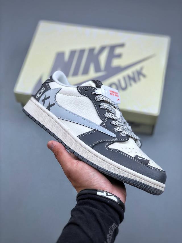 D版 Travis Scott X Nike Air Jordan 1 Low Air Jordan 1 Low 反转米黑满天星倒钩 纯原版本全鞋采用原装头层皮