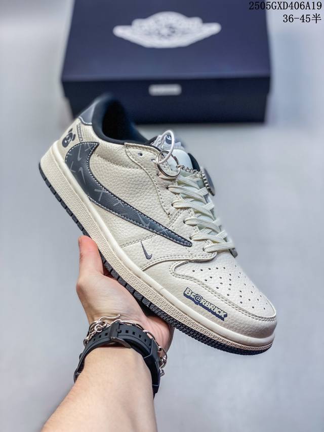 海外爆款限量发售 Travis Scott X Fragment Design X Jordan Air Jordan 1 Low Og Sp 暴力熊联名 米黑
