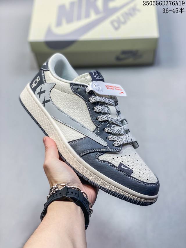 海外爆款限量发售 Travis Scott X Fragment Design X Jordan Air Jordan 1 Low Og Sp 暴力熊联名 米白