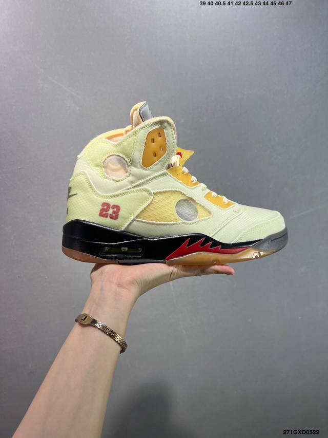 公司级Air Jordan 5 Low Chinese New Year Aj5 乔5中国新年主题 低帮篮球鞋 840475-060 #配色以黑色的整体鞋身点缀