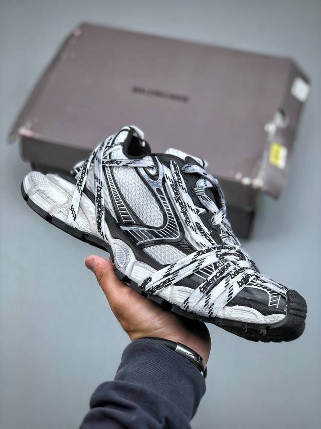 Balenciaga巴黎世家 3Xl 黑白绑带 原厂组合大底 原厂鞋面做旧细节见高清实拍 该有的材料配置 做工工艺和配套配件全部拉满 货号 825597 W3X