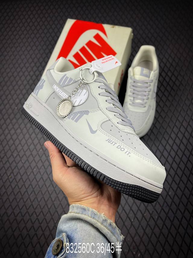 C 公司级Nike Air Force 1 07 原楦头原纸板 打造纯正低帮空军版型 专注外贸渠道 全掌内置蜂窝气垫 原盒配件 原厂中底钢印 拉帮完美 货号:D