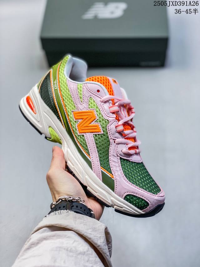 new Balance Mr740 Nb新百伦系列复古老爹风休闲运动慢跑鞋 采用轻质牛剖革拼接透气网眼衬垫织物鞋面材质 T-Beam大底提供足步弓支撑 保持步态