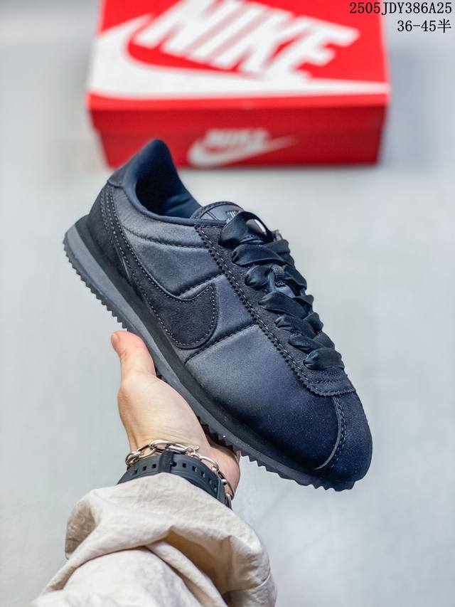 nike 耐克 阿甘男女鞋真标半码制 采用纤维牛剖革组合反绒革鞋面材质 双层Eva切片组合高密度发泡防滑外底复古回归,初代跑鞋 耐克Nike Cortez Lo
