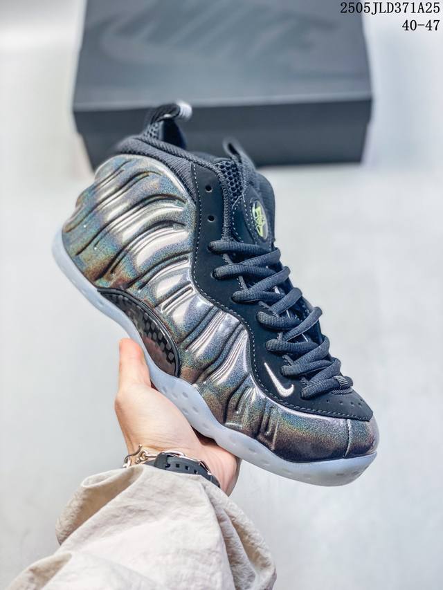 真标Nike Foamposite pro Black Metallic Gold 喷泡 中帮 复古篮球鞋 货号:6 41 800 尺码:40-47 编码 05